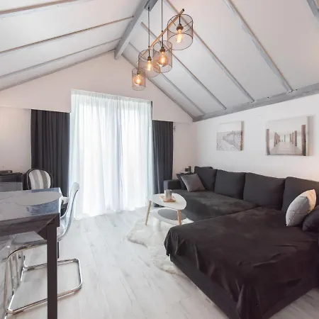 La Bella By Interhome * De Haan